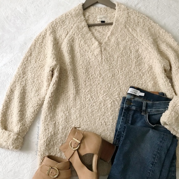 Universal Thread Sweaters - Fluffy Dark Cream Boucle Sweater